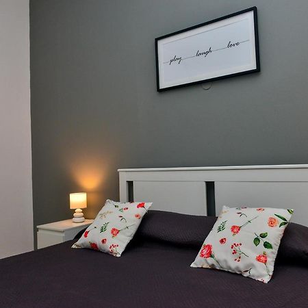 Amaryllis Apartments Bagheria Bagian luar foto