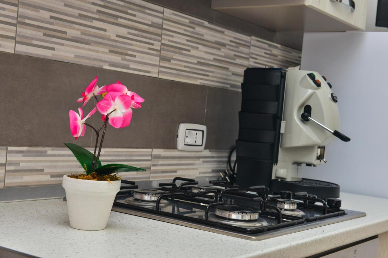 Amaryllis Apartments Bagheria Bagian luar foto