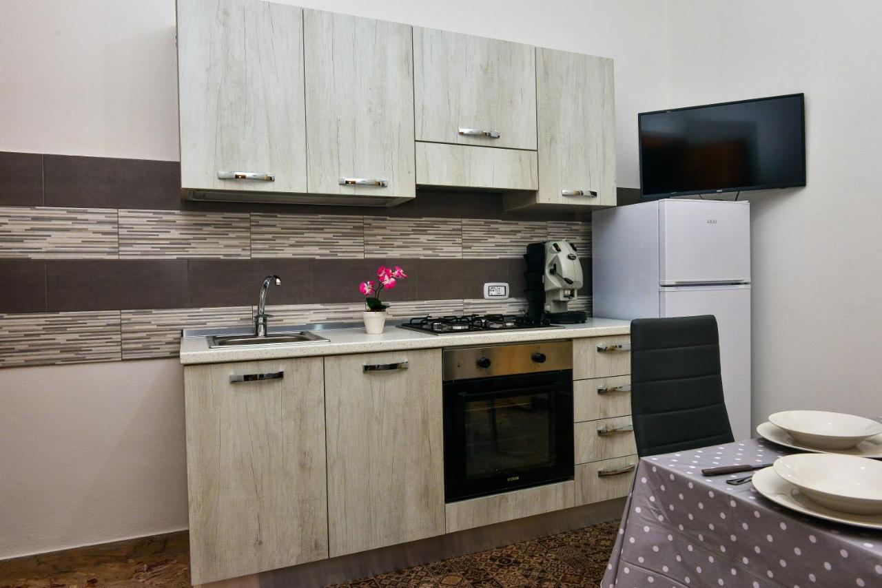Amaryllis Apartments Bagheria Bagian luar foto